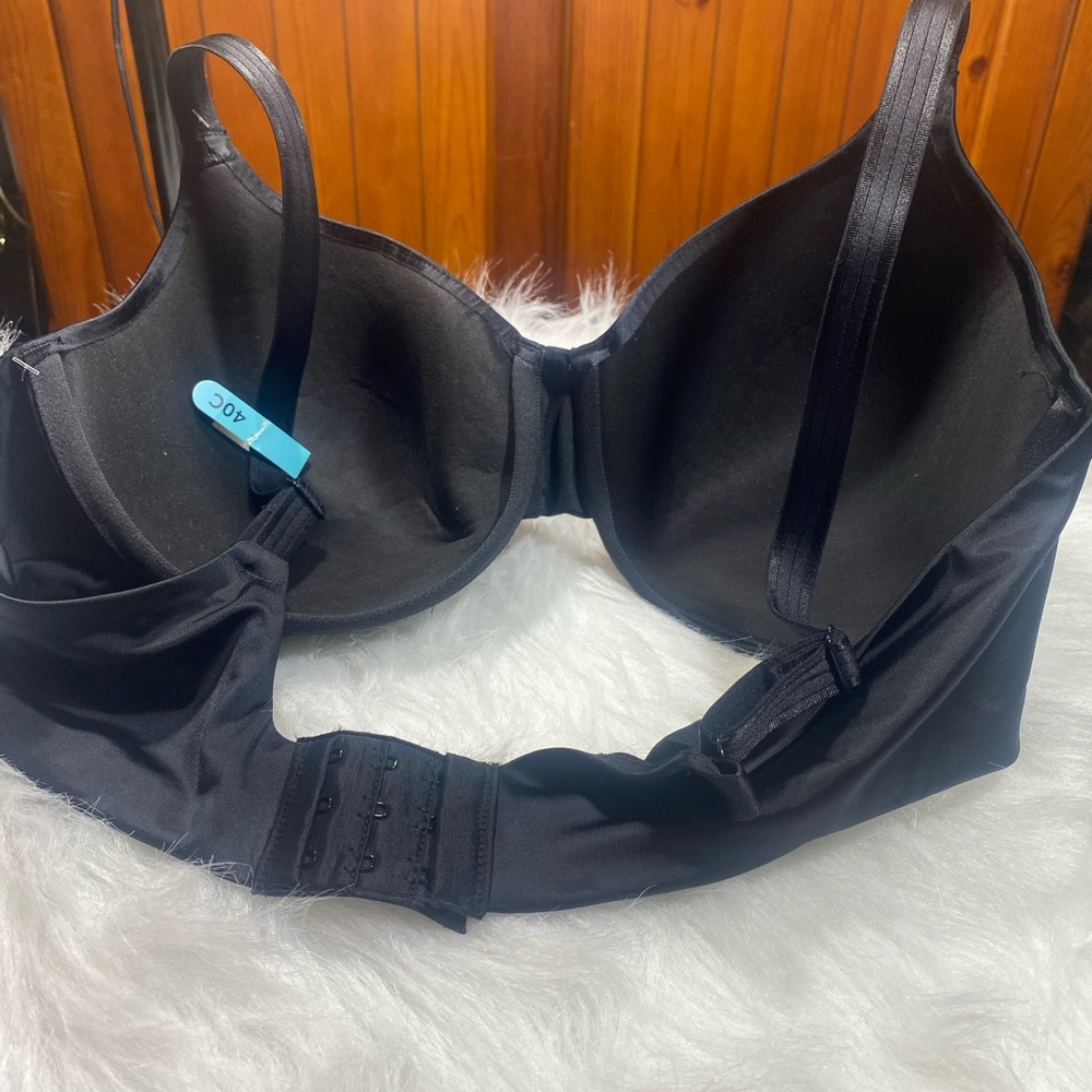 Black bra 40C